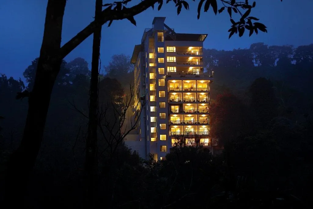 ****  Hotel Gokulam Park Munnar India